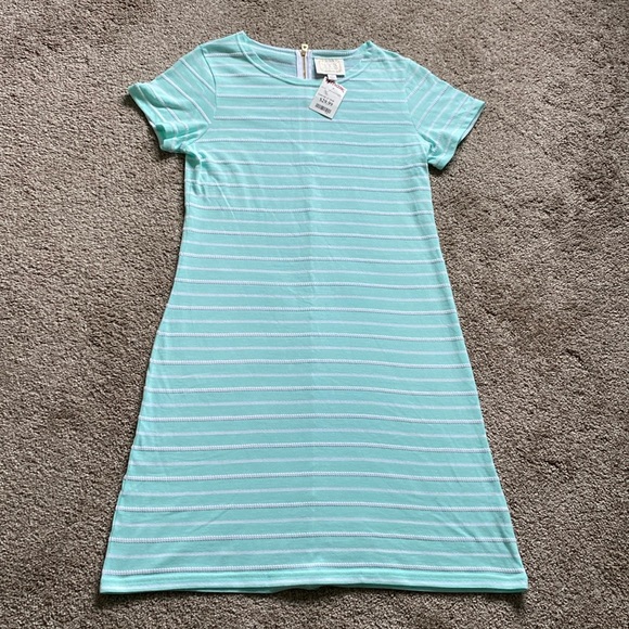 NWT Womens Medium Casual Short Sleeve Dress in Seafoam Green - Picture 2 of 3